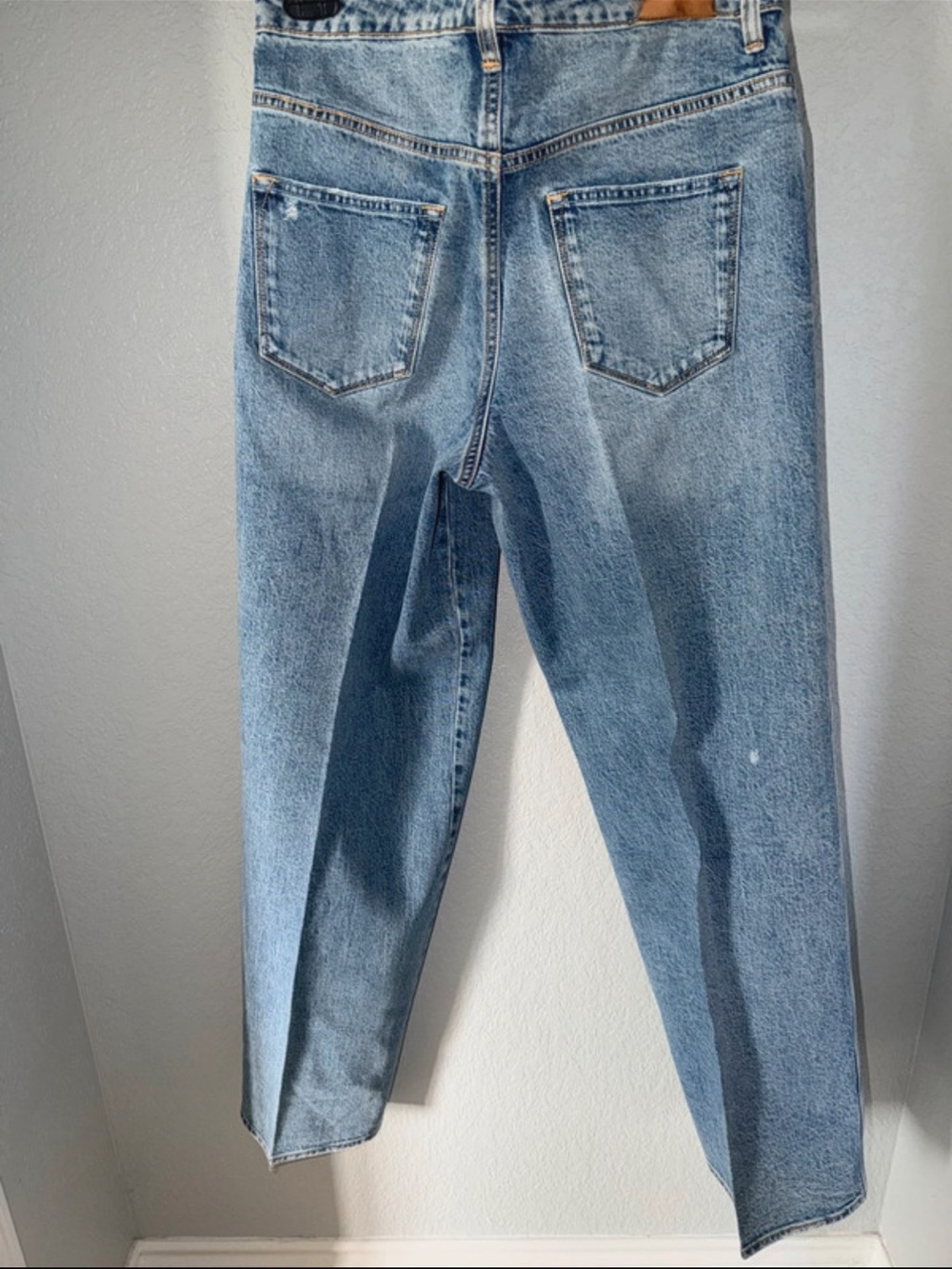 Dear John Size 29 Riverton Light Wash Straight Leg Jeans - Picture 3 of 11